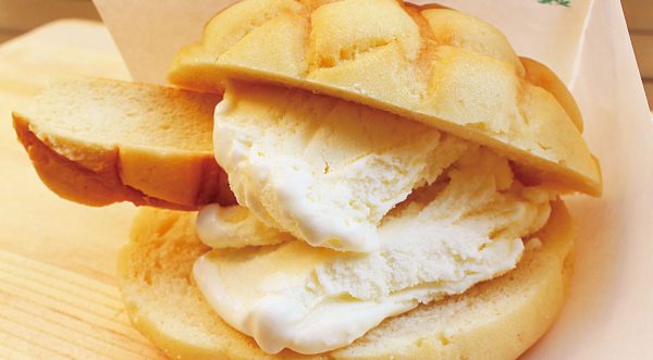 melon pan ice cream in Osaka Japan